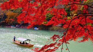 京都で紅葉をみるならいつまでにホテルを予約？京都駅前と嵐山のホテルを実際に調査 